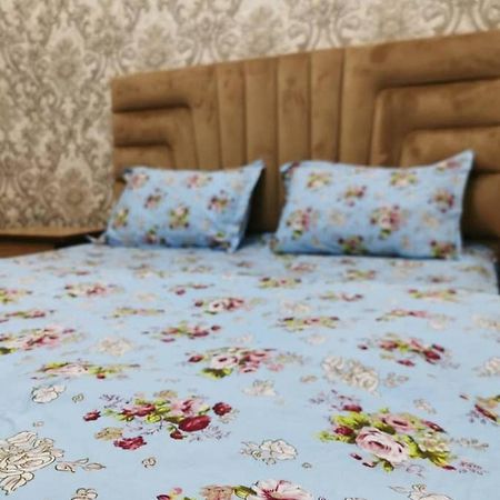 Aisha Apartamento Bishkek Exterior foto